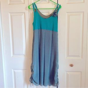 Designed by Moloko Size L Beautiful design & detachable flower. Very rare find!